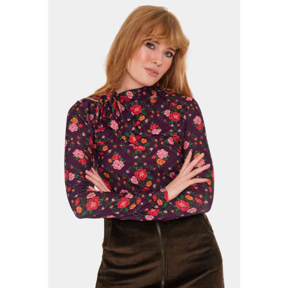 Voodoo Vixen - Floral Print Longsleeve top - Purple